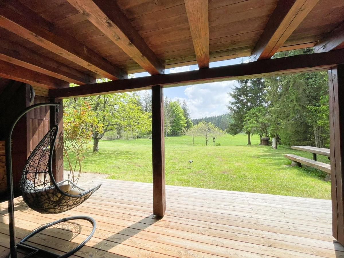 Cabin In Nature Nova Vas  エクステリア 写真